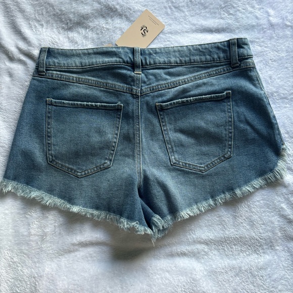 Sincerely Jules shorts NWT - Picture 4 of 6
